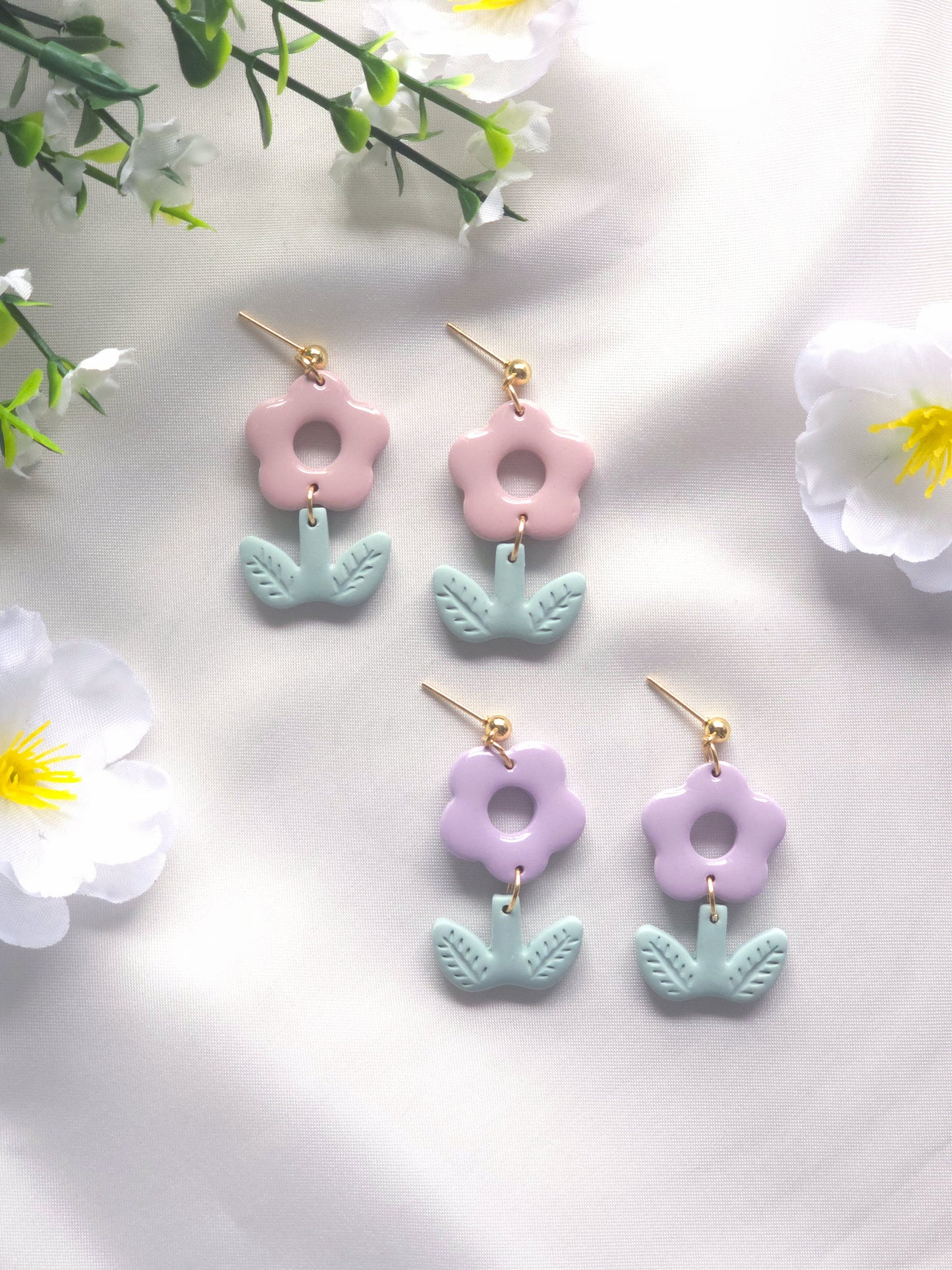 Pink Daisy Bloom Dangle Earrings
