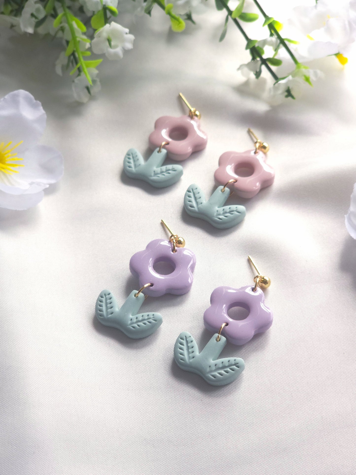 Pink Daisy Bloom Dangle Earrings