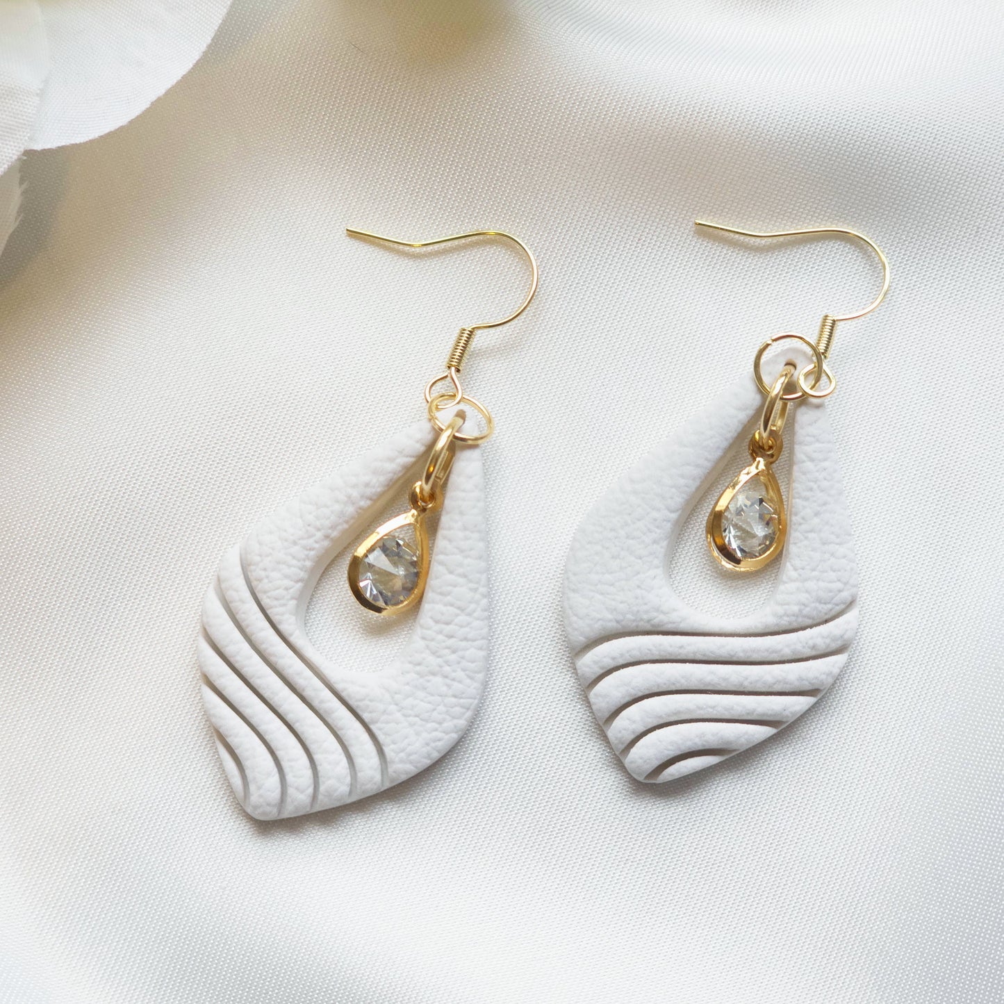 Luna White Gem Accent Drop Earring