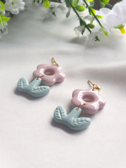 Pink Daisy Bloom Dangle Earrings